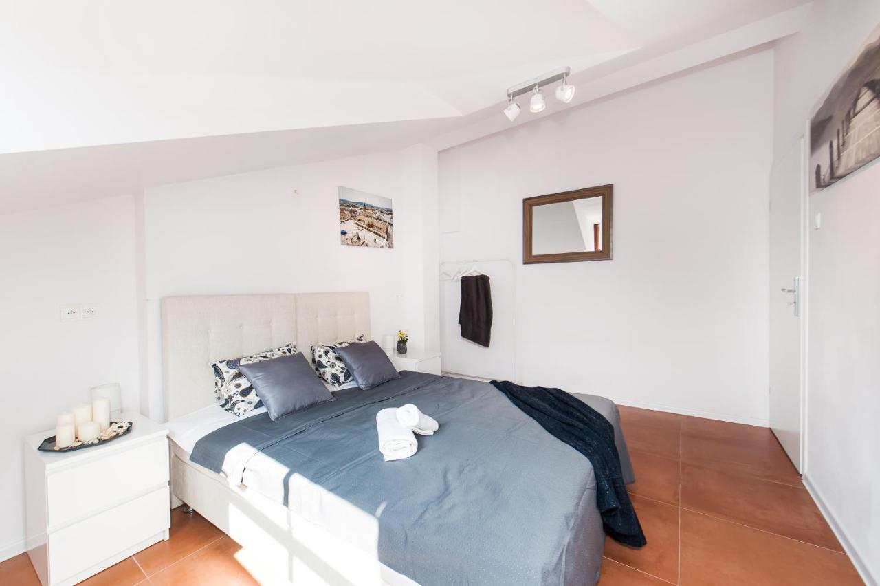 Apartament In-apart Cracow Old Town Tomasza 20 *